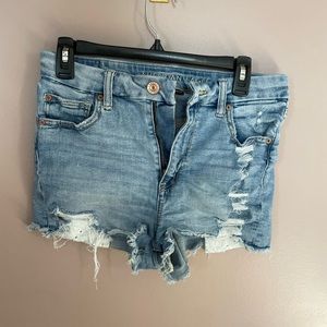 Size 8 AMERICAN EAGLE SHORTS